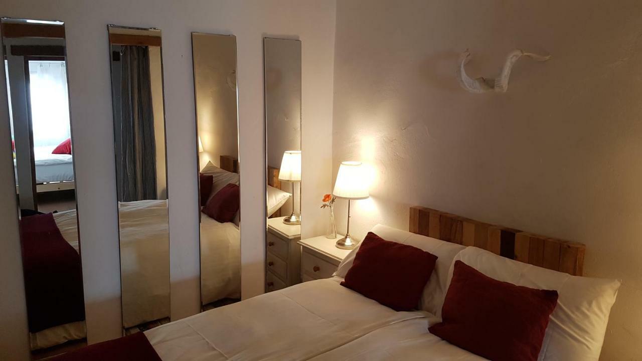 Cortes De La Frontera Townhouse Eksteriør billede